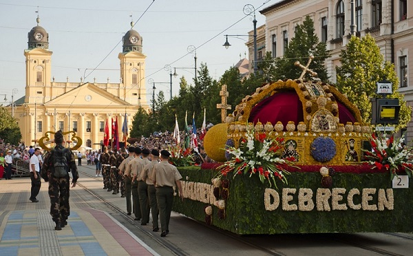 Idén is lesz virágkarnevál Debrecenben