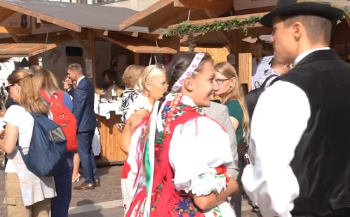 Értékeink várják, hogy újra felfedezzük őket – Jó hangulatban telt a Magyar Értékek Napja